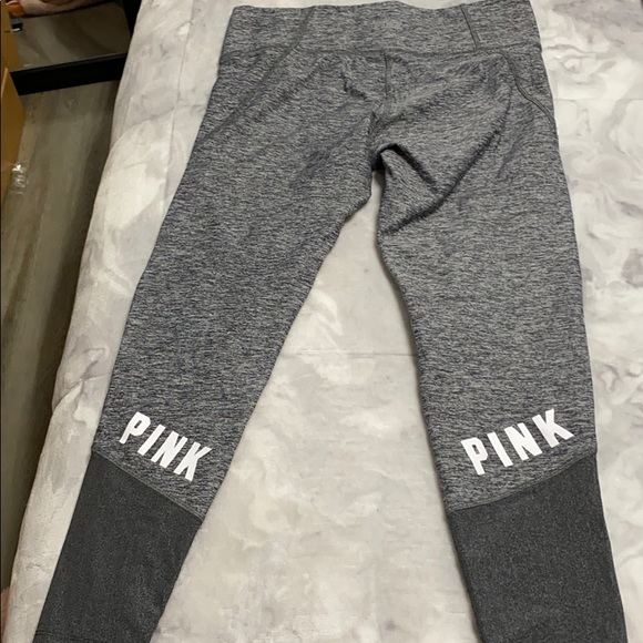 PINK Ultimate Leggings- cropped - Picture 4 of 4